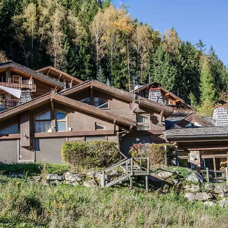 Chalet Skis Aux Pieds Avec 3 Et Terrasse A - Fr-1-343-225